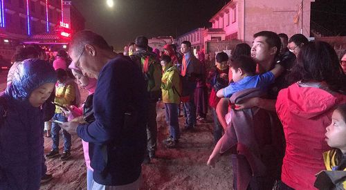 7 büyüklüğünde deprem: 13 ölü, 175 yaralı