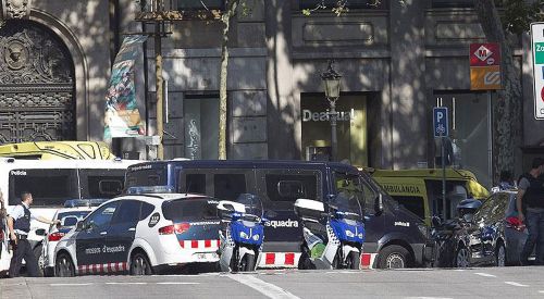 Terör İspanya'yı vurdu: 13 ölü, 80 yaralı