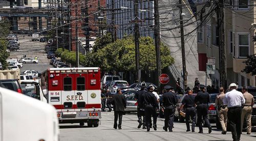 ABD'de silahlı saldırılar: 8 ölü, 54 yaralı