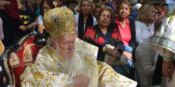 Bartholomeos Balιkesir’de ayın yönetti