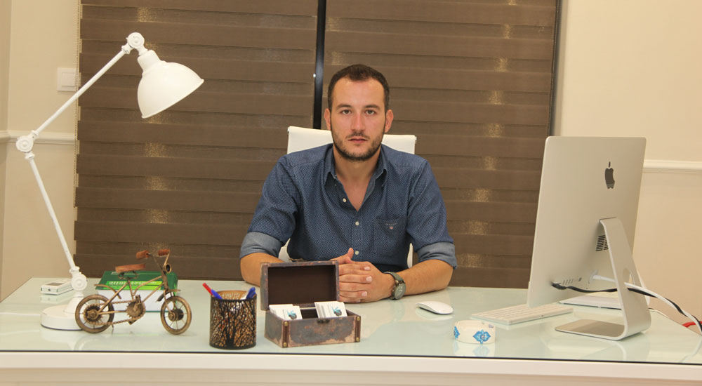 İskeçeli psikolog Erkan Mustafa bürosunu açtı