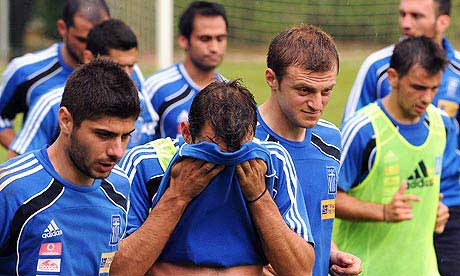 Ekonomik kriz futbolcuları da vurdu