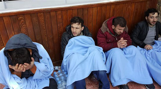Sakız Adası'ndaki göçmenlerden protesto
