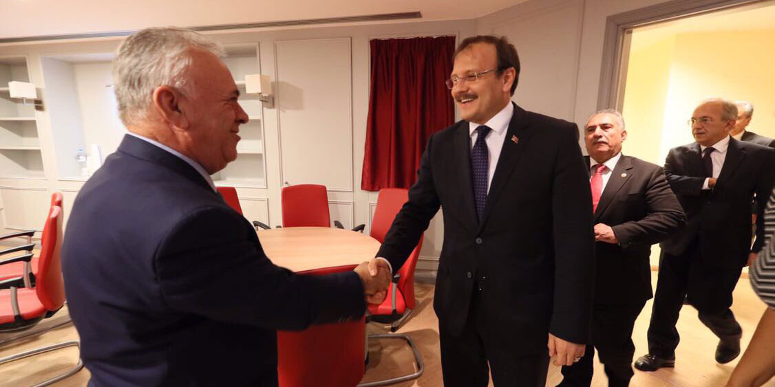 Başbakan Yardımcısı Çavuşoğlu Yunan mevkidaşı Dragasakis ile görüştü