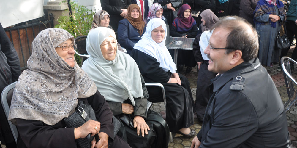 Batı Trakya Türkleri Çavuşoğlu'nu gururla karşıladı