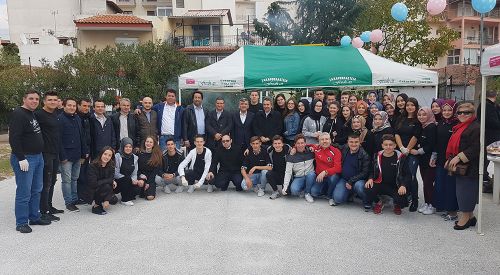 İskeçe Muzaffer Salihoğlu Azınlık Lisesi öğrencilerinin kermesi muhteşemdi