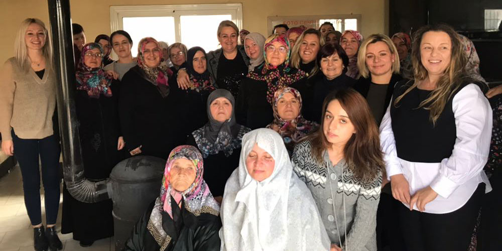 Kozdere köyünde çay etkinliği düzenlendi