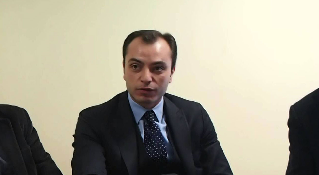 "Türk demekten korkmamak lazım"