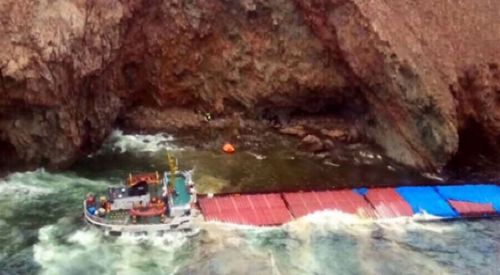 Türk gemisi Yunanistan'da karaya oturdu