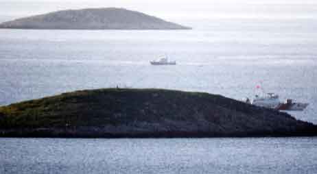 Türk Botu, Yunan botunu Kardak'a yaklaştırmadı