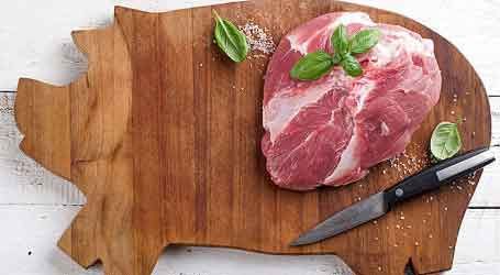 Aşırı sağcılardan okullarda domuz eti dayatması