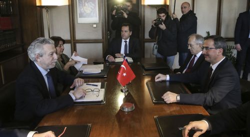 Türkiye Yunanistan'a kaçan darbecileri 3'üncü kez istedi