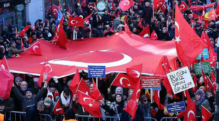 Avrupa'da Zeytin Dalı Harekatı'na destek mitingleri sürüyor