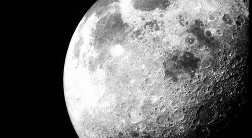 Ay'da suyun yaygın olarak bulunduğu keşfedildi
