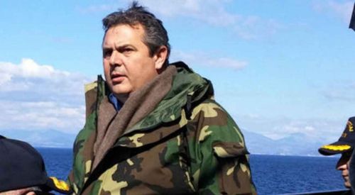 Savunma Bakanı Kammenos: Askerlerimiz Türkiye'de rehin